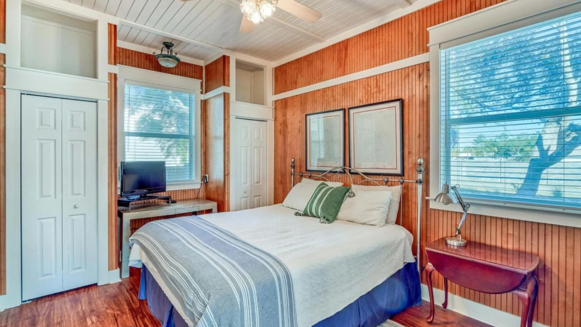 Destin Beach House - Southern Comfort By Panhandle Getaways